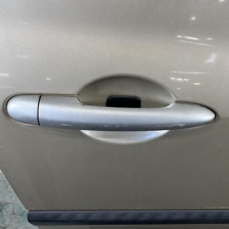 Porte avant droit RENAULT CLIO 3 Photo n°2