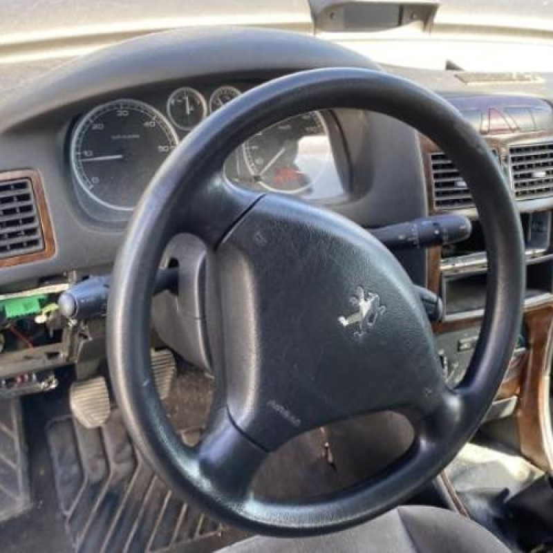 Aile avant gauche PEUGEOT 307 Photo n°11