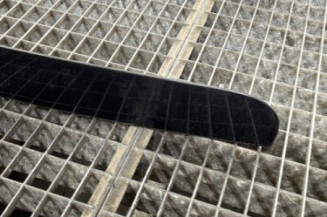 Baguette de coffre PEUGEOT 207