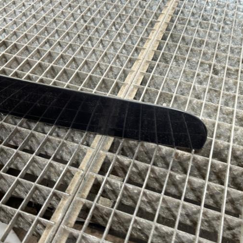 Baguette de coffre PEUGEOT 207 Photo n°3