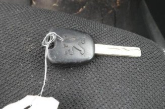 Com (Bloc Contacteur Tournant+Commodo Essuie Glace+Commodo Phare) PEUGEOT 207