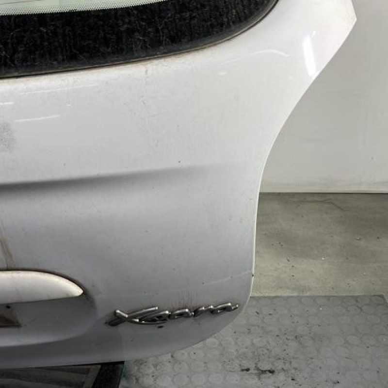 Malle/Hayon arriere CITROEN XSARA PICASSO Photo n°7