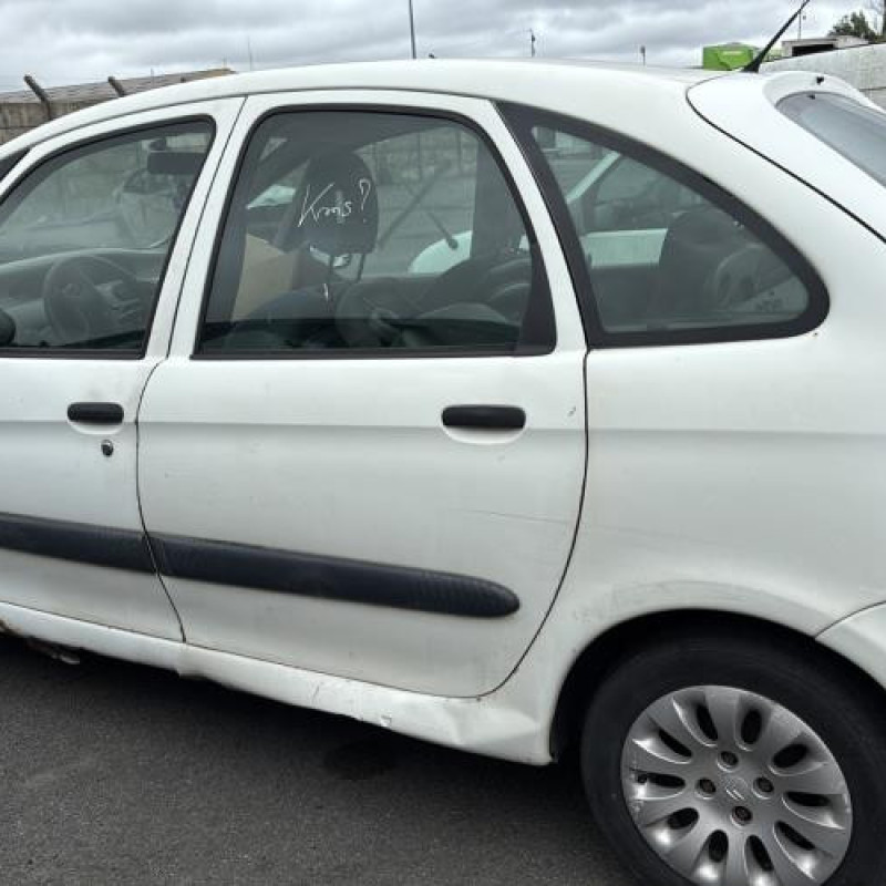 Malle/Hayon arriere CITROEN XSARA PICASSO Photo n°19
