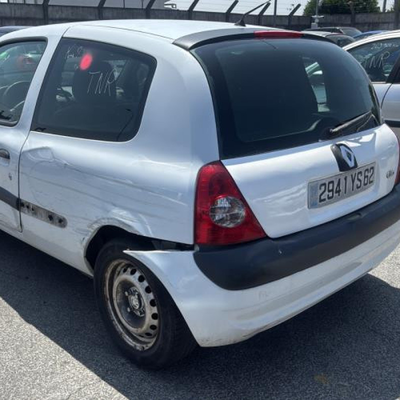Feu arriere principal droit (feux) RENAULT CLIO 2 Photo n°9