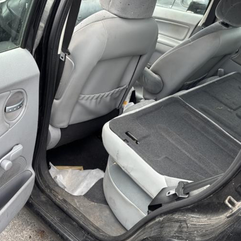 Poignee porte avant droit CITROEN C3 1 Photo n°19