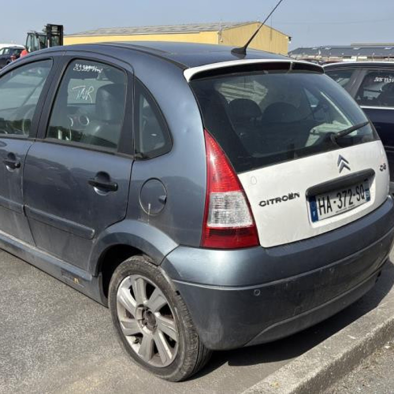 Pare choc arriere CITROEN C3 1 X-TR Photo n°10