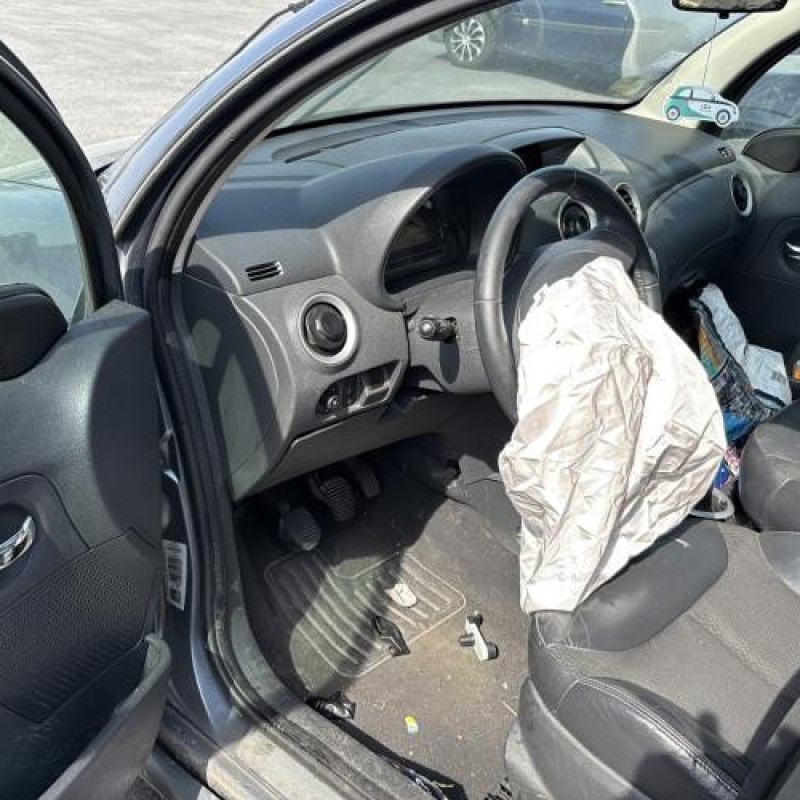 Pare choc arriere CITROEN C3 1 X-TR Photo n°15
