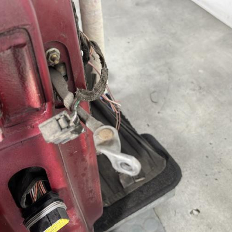 Porte avant droit RENAULT CLIO 2 Photo n°4