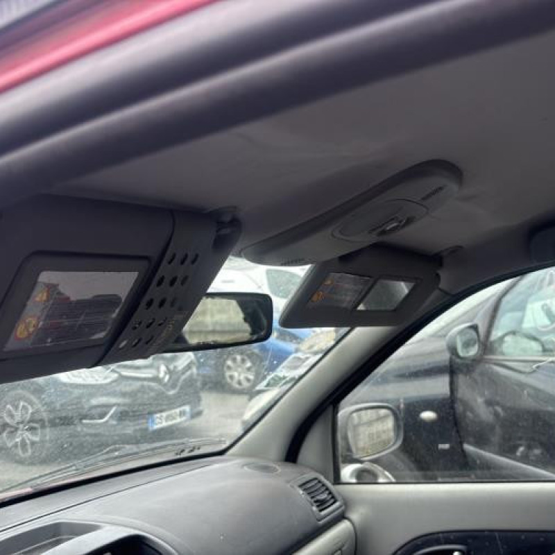Porte avant droit RENAULT CLIO 2 Photo n°18