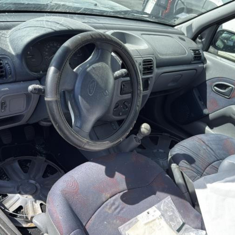 Cremaillere assistee RENAULT CLIO 2 Photo n°13