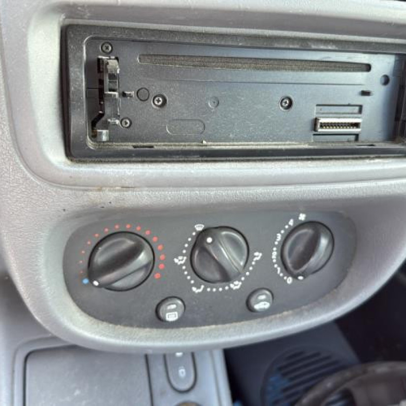 Cremaillere assistee RENAULT CLIO 2 Photo n°17