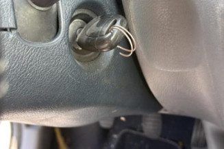 Cremaillere assistee RENAULT CLIO 2