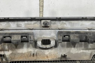 Pare choc arriere PEUGEOT 206