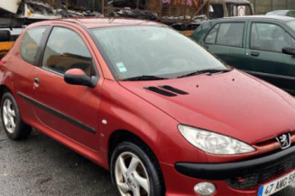 Pare choc avant PEUGEOT 206