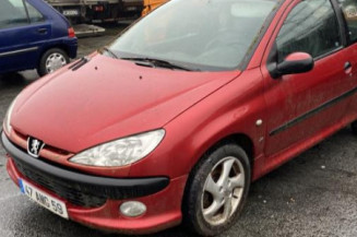 Pare choc avant PEUGEOT 206