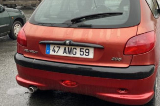 Pare choc avant PEUGEOT 206