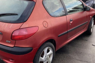 Pare choc avant PEUGEOT 206