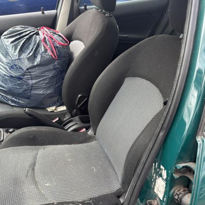 Boitier air bag PEUGEOT 206 Photo n°13