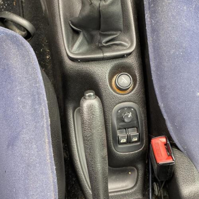 Porte avant droit PEUGEOT 206 Photo n°14