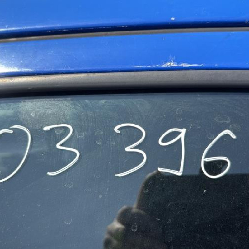 Boitier air bag PEUGEOT 206 Photo n°18