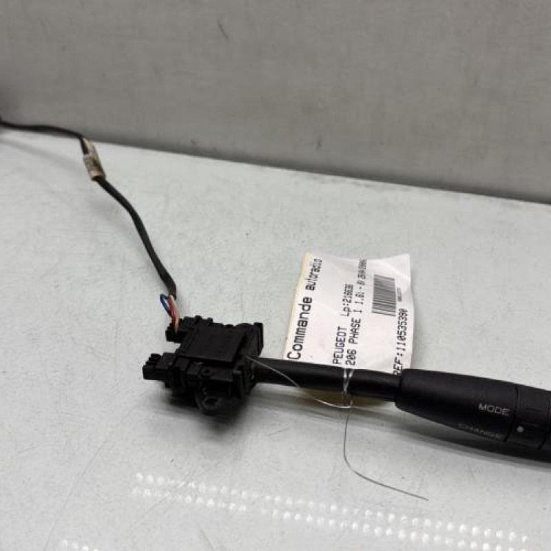Commande autoradio PEUGEOT 206 Photo n°1