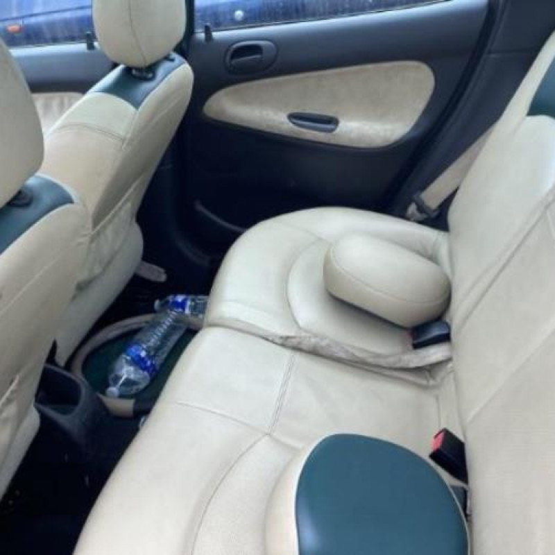 Commande autoradio PEUGEOT 206 Photo n°6