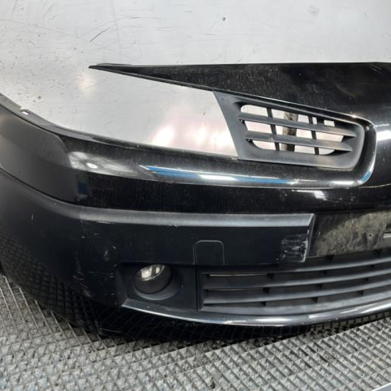 Pare choc avant RENAULT MEGANE 2 Photo n°2