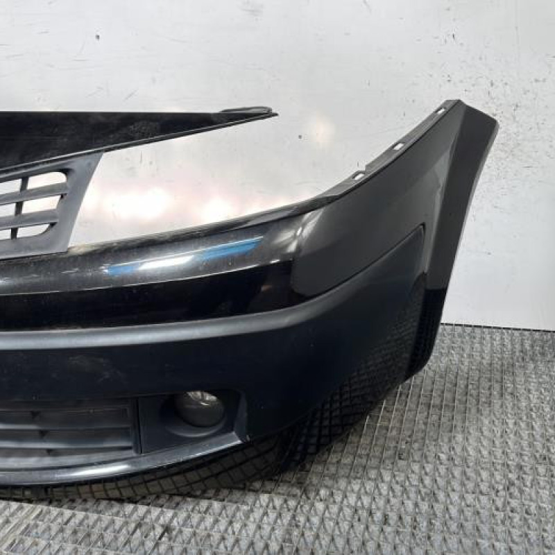 Pare choc avant RENAULT MEGANE 2 Photo n°3
