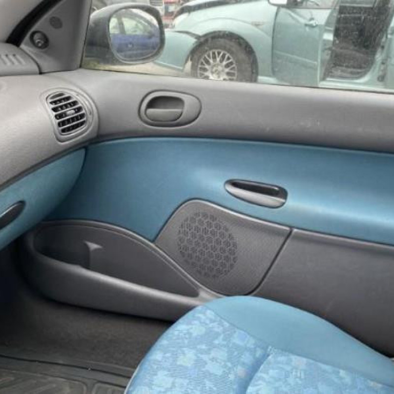 Compteur PEUGEOT 206 Photo n°17