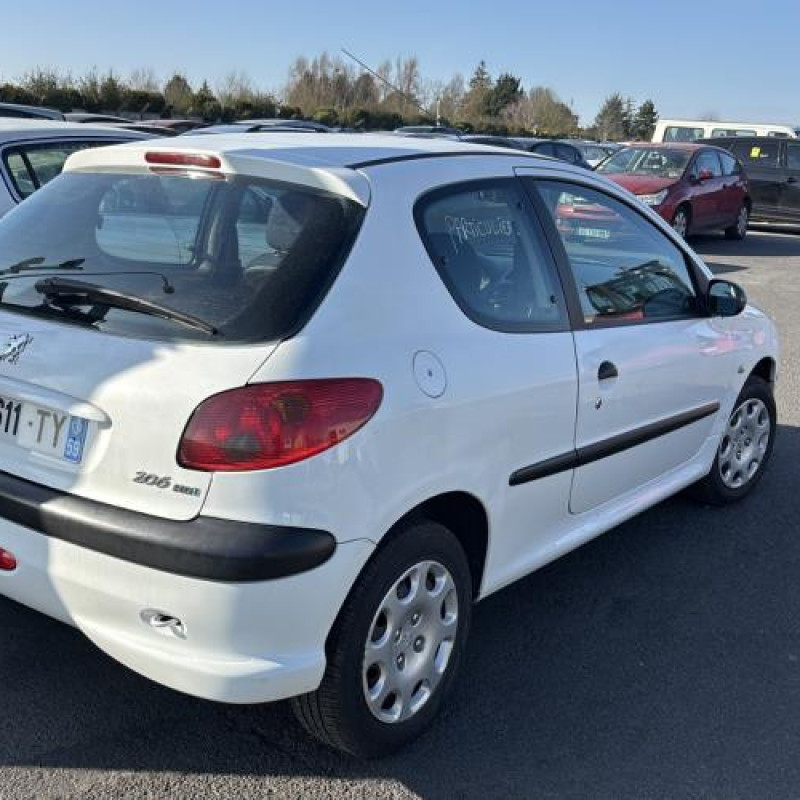 Face avant PEUGEOT 206 Photo n°8