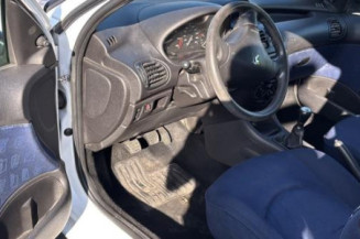 Face avant PEUGEOT 206