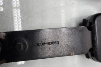 Attache ceinture avant gauche PEUGEOT 206