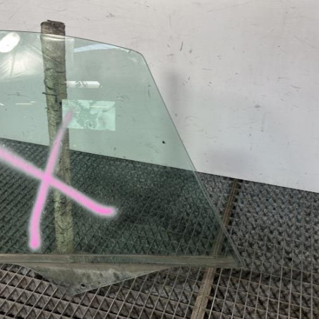Vitre avant droit CITROEN C3 1
