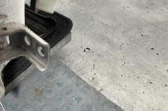 Porte avant droit PEUGEOT 208 1