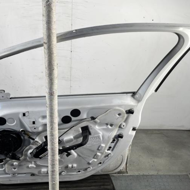 Porte avant droit PEUGEOT 208 1 Photo n°6