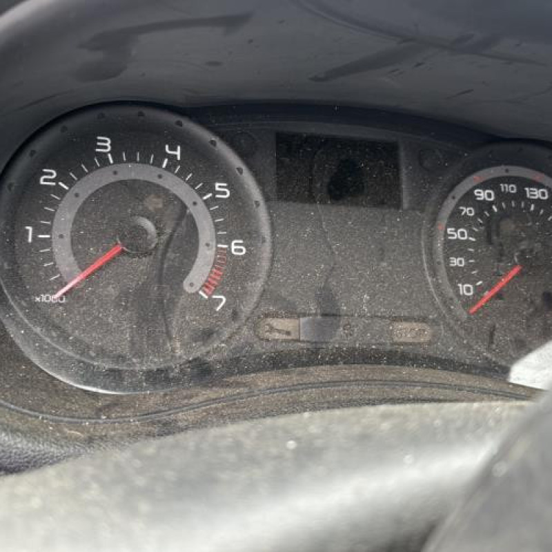 Poignee porte avant gauche RENAULT CLIO 3 Photo n°20