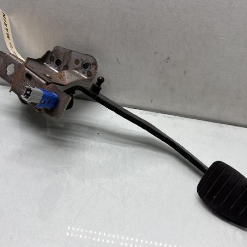 Pedale d'embrayage RENAULT CLIO 3 Photo n°2