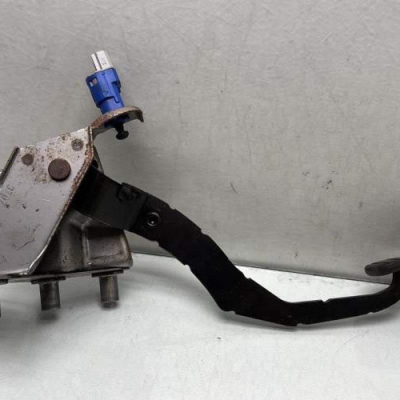 Pedale d'embrayage RENAULT CLIO 3 Photo n°3