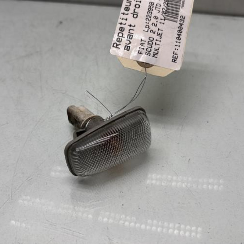 Repetiteur clignotant avant droit  (Feux) FIAT SCUDO 2 Photo n°1