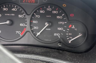 Optique avant principal gauche (feux)(phare) PEUGEOT 206