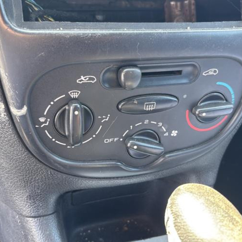 Compteur PEUGEOT 206 Photo n°18