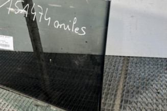 Vitre arriere droit VOLKSWAGEN GOLF 4