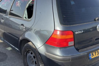 Vitre arriere droit VOLKSWAGEN GOLF 4