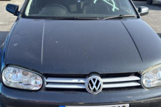Vitre arriere droit VOLKSWAGEN GOLF 4