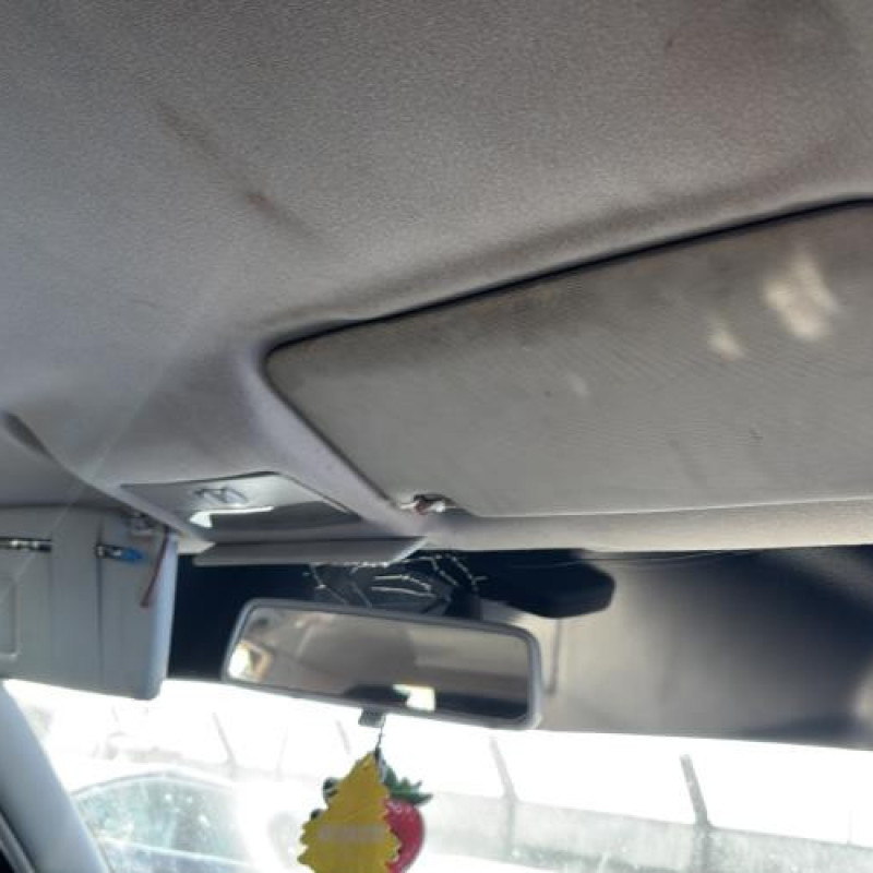 Vitre arriere droit VOLKSWAGEN GOLF 4 Photo n°19