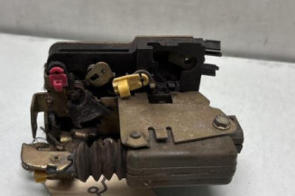 Serrure avant gauche RENAULT CLIO 1
