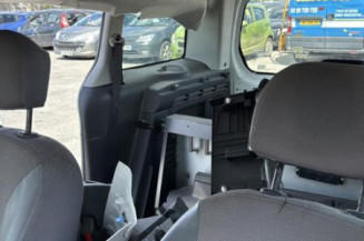 Renfort pare choc arriere (traverse) PEUGEOT PARTNER 2