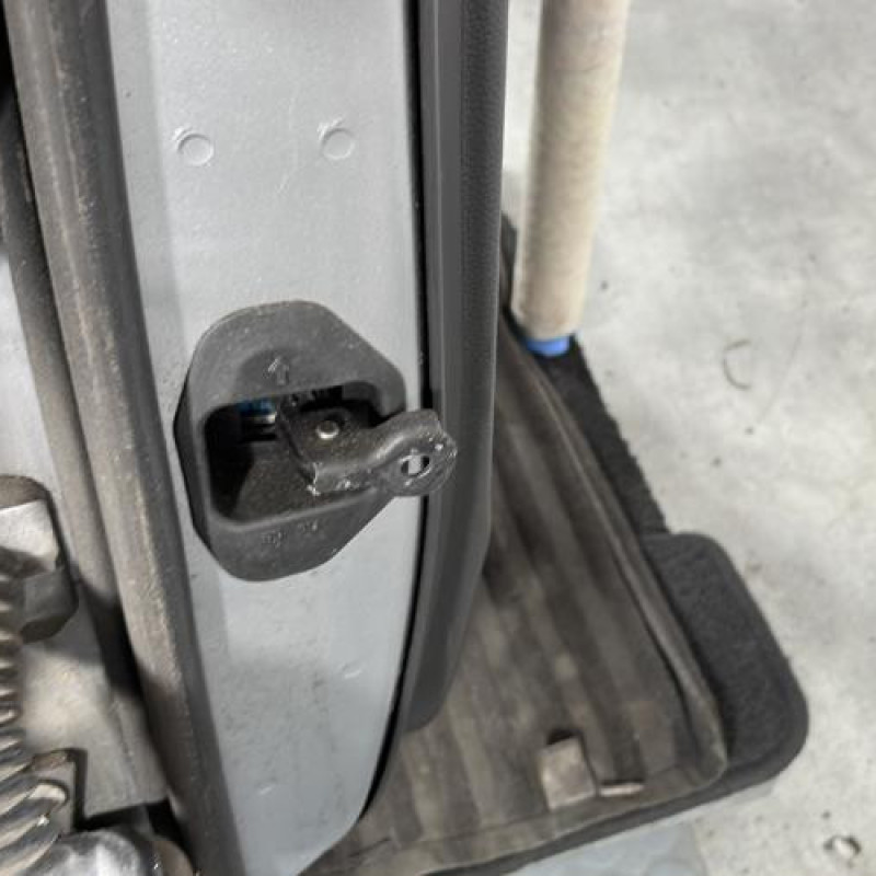 Porte arriere droit VAUXHALL ASTRA H Photo n°5