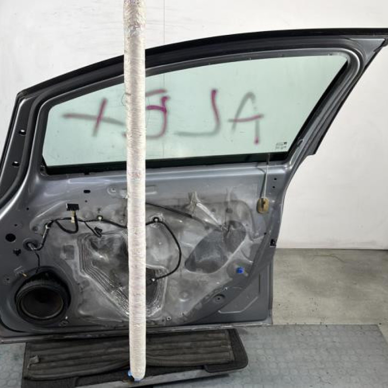 Porte avant droit VAUXHALL ASTRA H Photo n°7