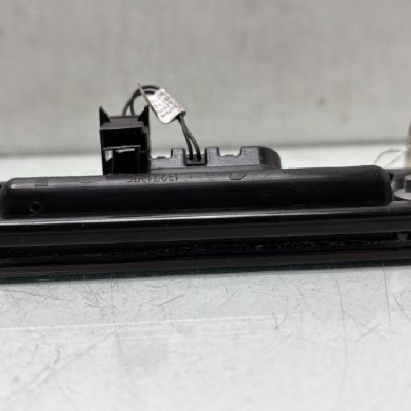 Bouton de coffre VAUXHALL ASTRA H Photo n°2